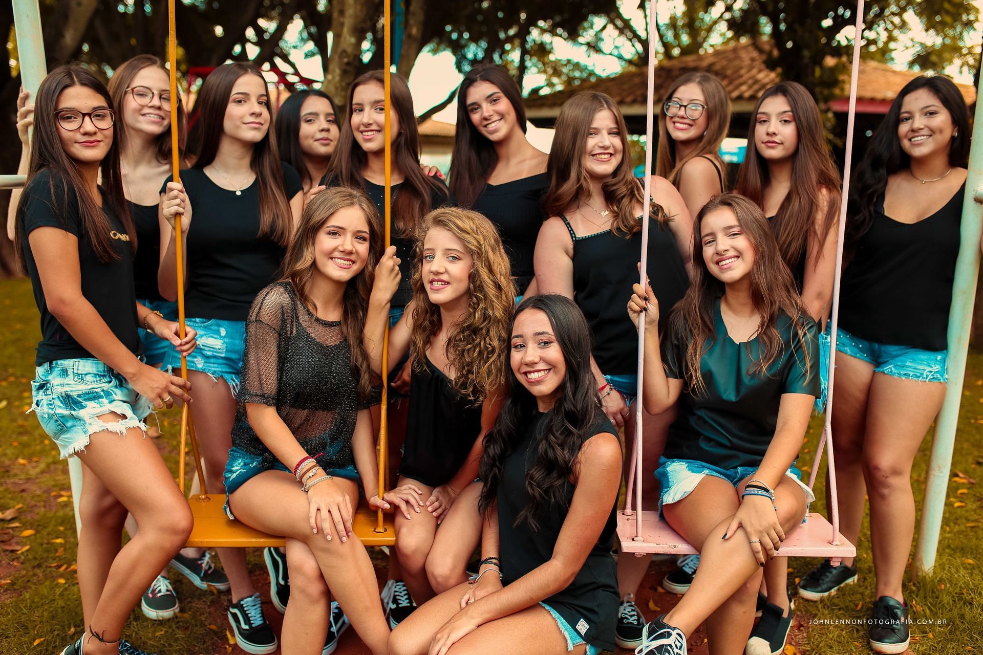 Foto BOOK LAURA 15 ANOS - AMIGAS - 09.02.2019 - Imagem 1