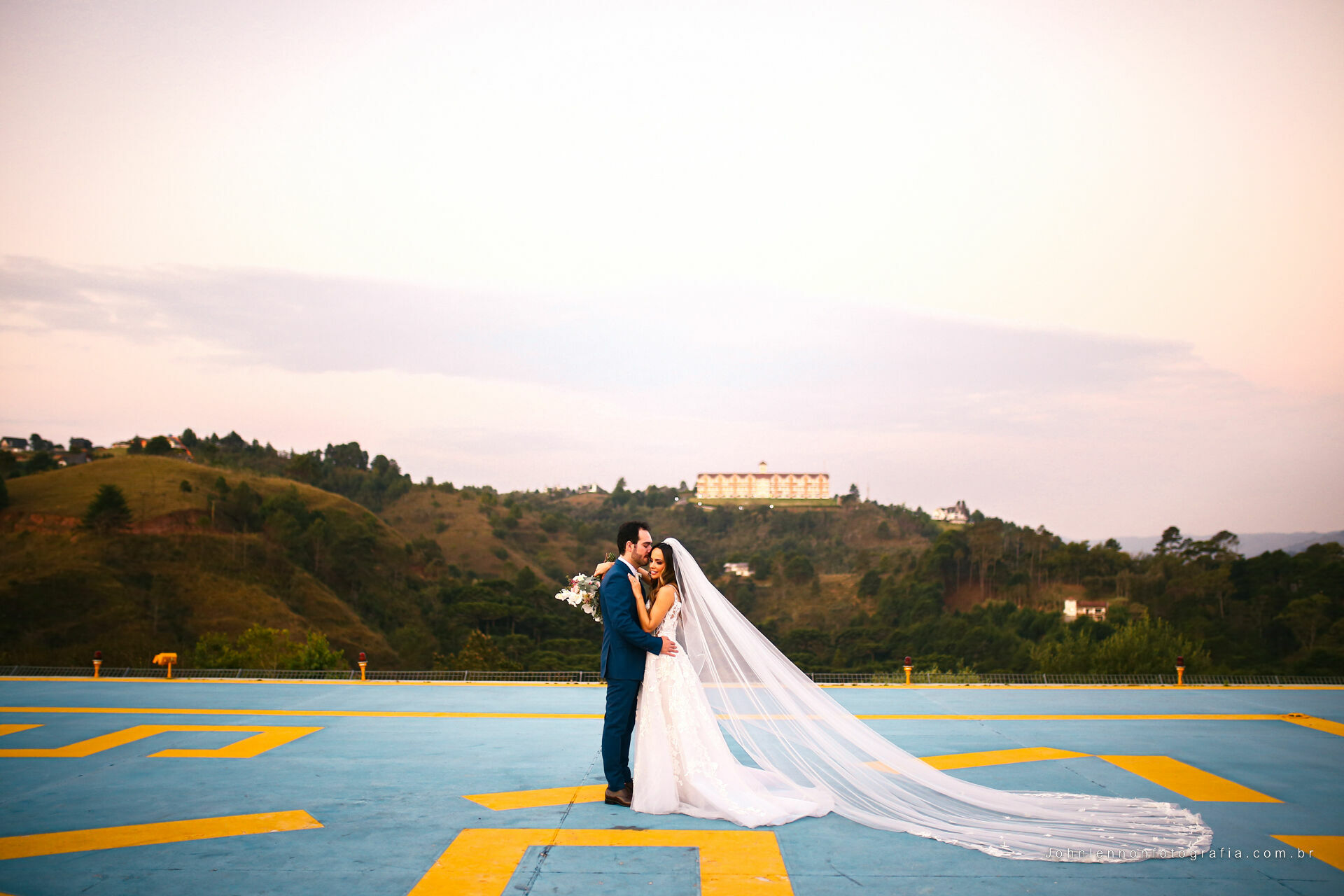 Foto CASAMENTO BIANCA E BRUNO - CAMPOS DO JORDÃO - Imagem 4